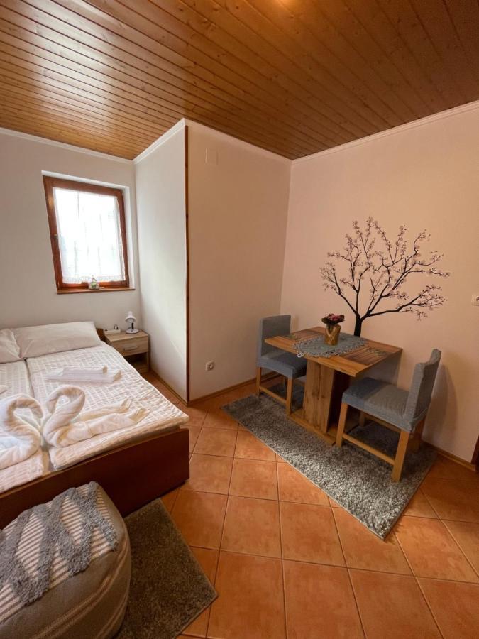 Kometer Apartment Bovec Luaran gambar