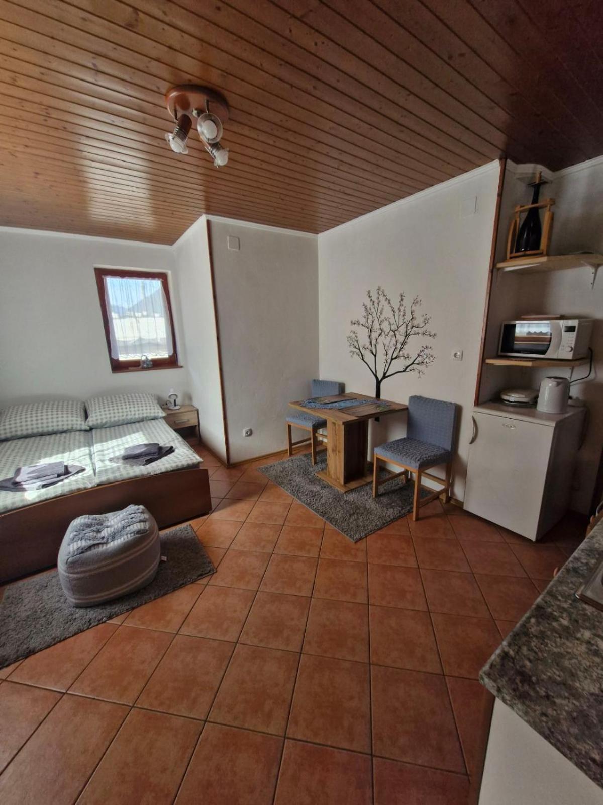 Kometer Apartment Bovec Luaran gambar