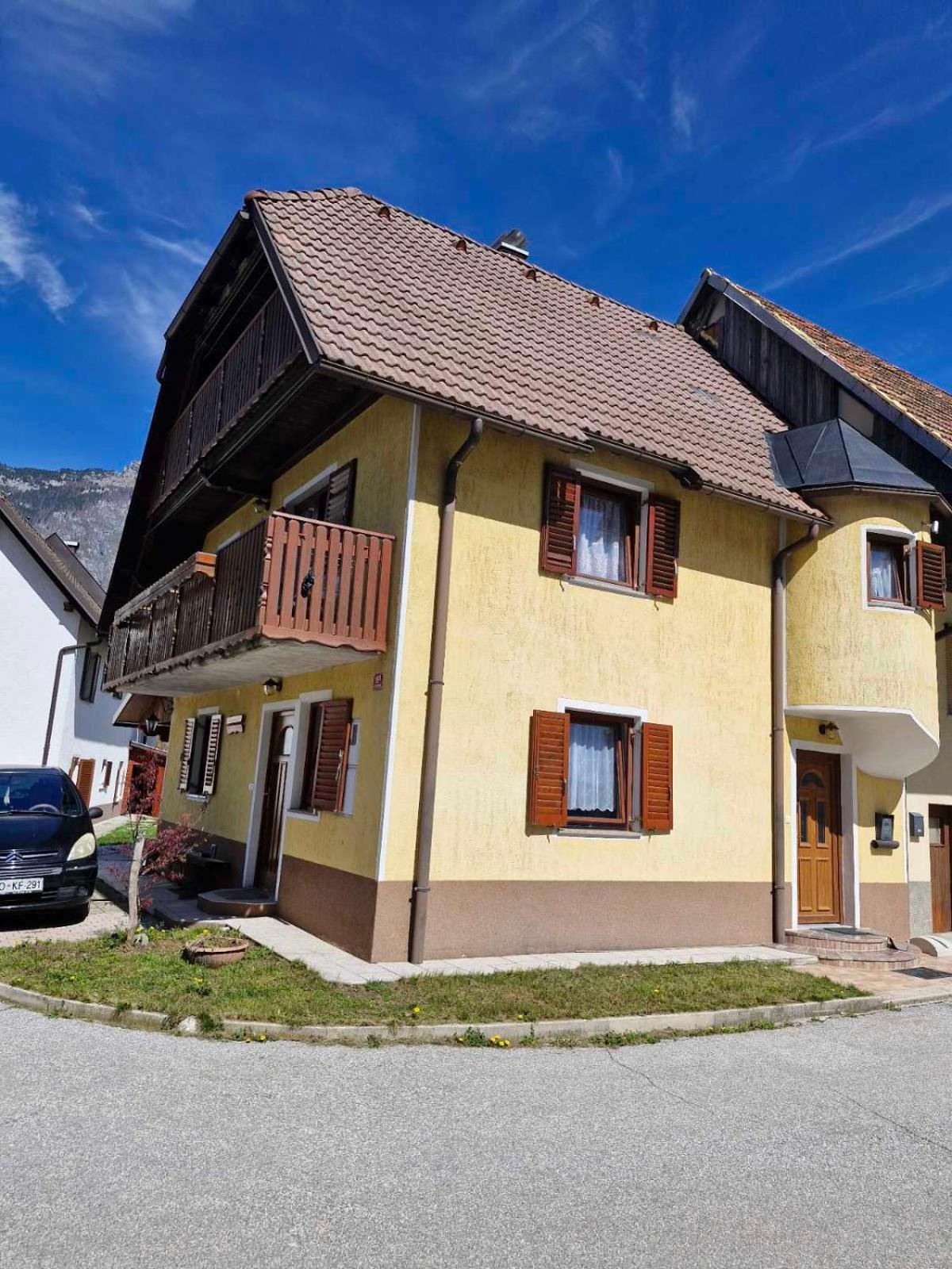 Kometer Apartment Bovec Luaran gambar